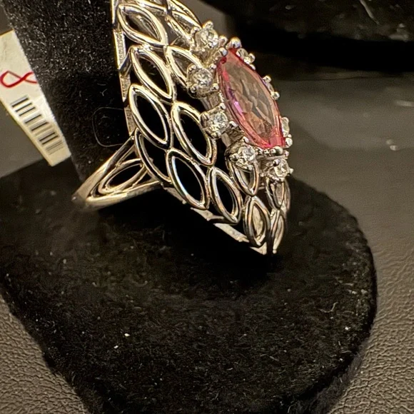 Elegant Pink topaz and sterling Silver Women's Ring - Picture 3 of 5